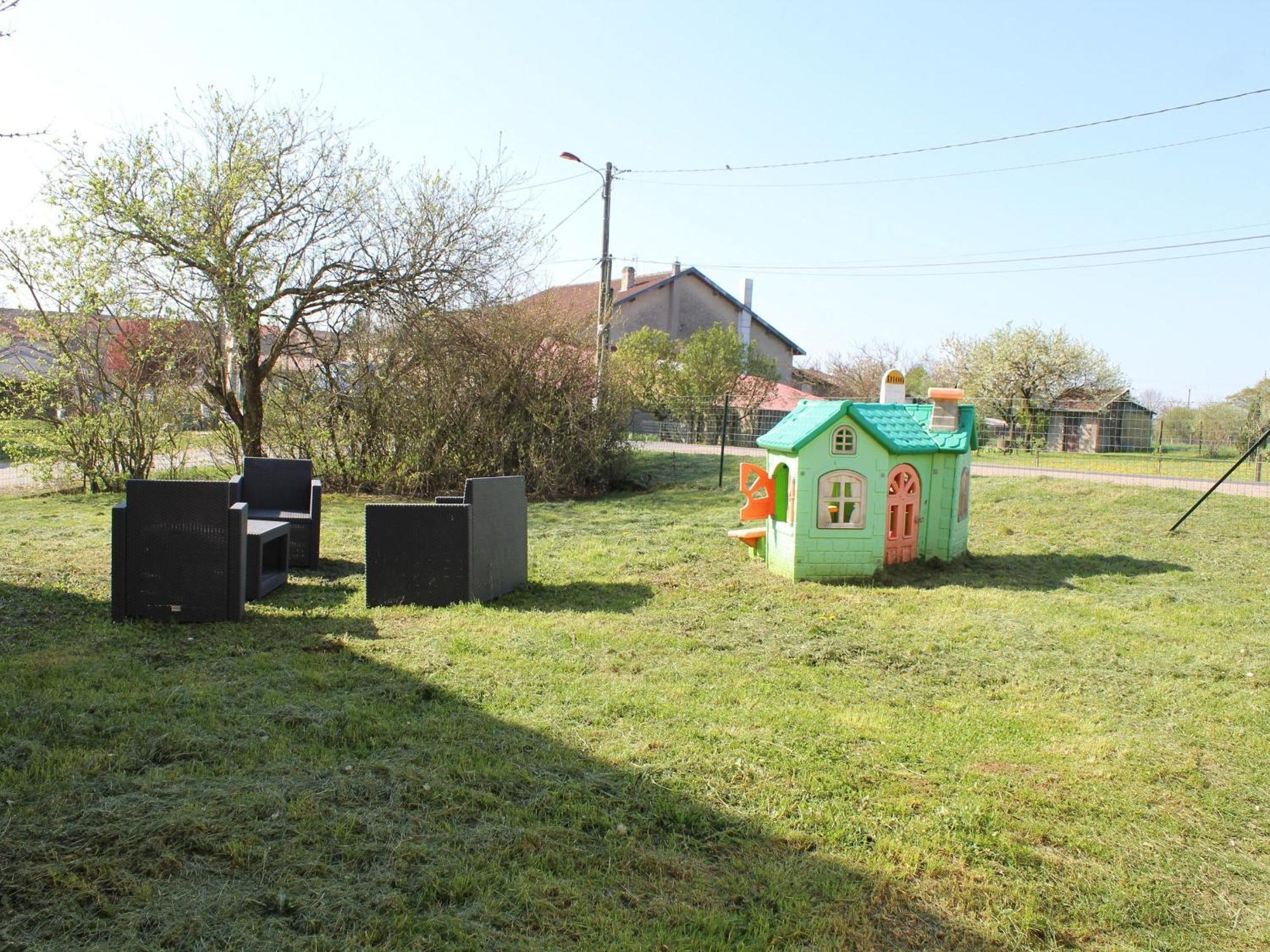 Gite Familial Et Equipe A La Campagne Avec Terrasse, Pres De Pont-A-Mousson Et De Nombreuses Activites - Fr-1-584-73 Lironville Buitenkant foto